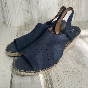 Clarks Artisan Nubuck Leather Patrina Gail Espradille Wedge Sandals Navy size 11